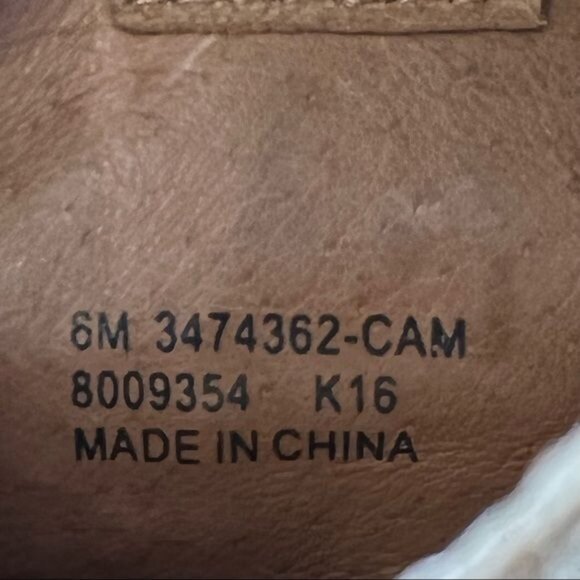 Frye Tina Camel Suede Whipstitch Tassel Ankle Boots Sz 6 - Picture 7 of 10